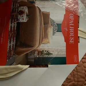 Opalhouse medallion stitch quilt